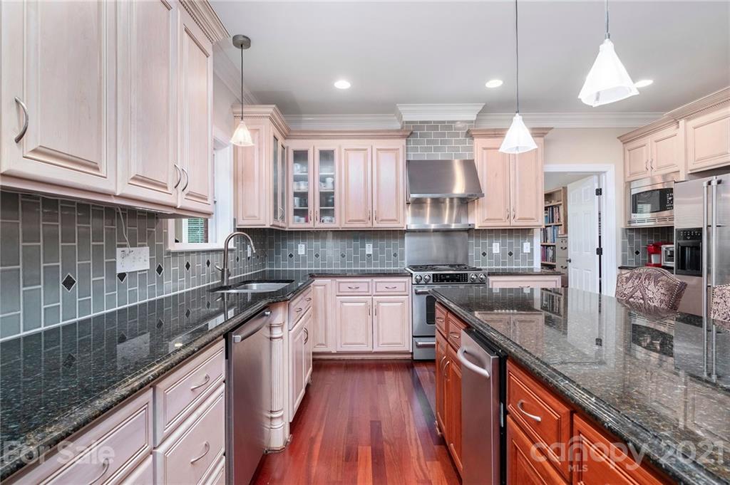 302 Kingsbridge Road Salisbury, NC 28144 - Photo 14 of 29 Gallery Image 14