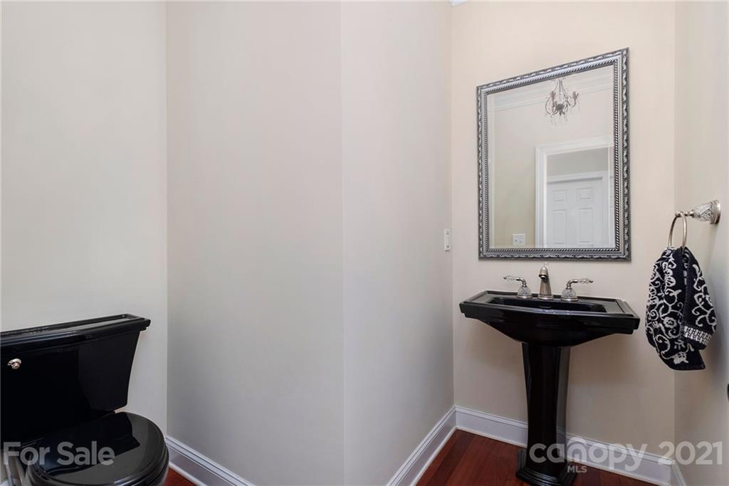 302 Kingsbridge Road Salisbury, NC 28144 - Photo 9 of 29 Gallery Image 9