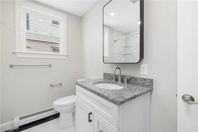 $2,600 | 146 Evergreen Street, Unit 1, Providence, RI 02906