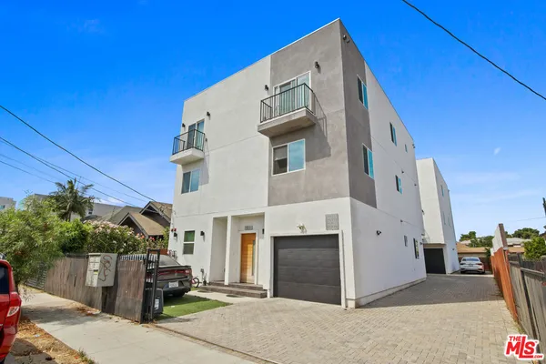 $4,295 | 1805 South New England Street, Los Angeles, CA 90006