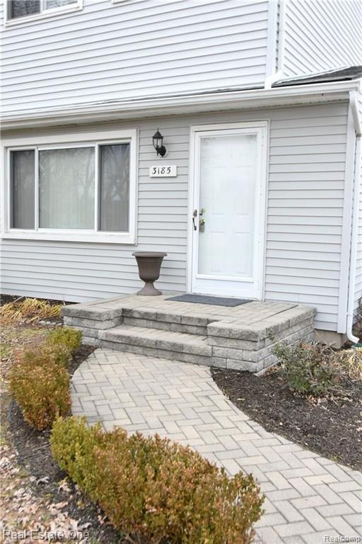 3185 Gerald Avenue Rochester Hills, MI 48307 - Photo 9 of 27