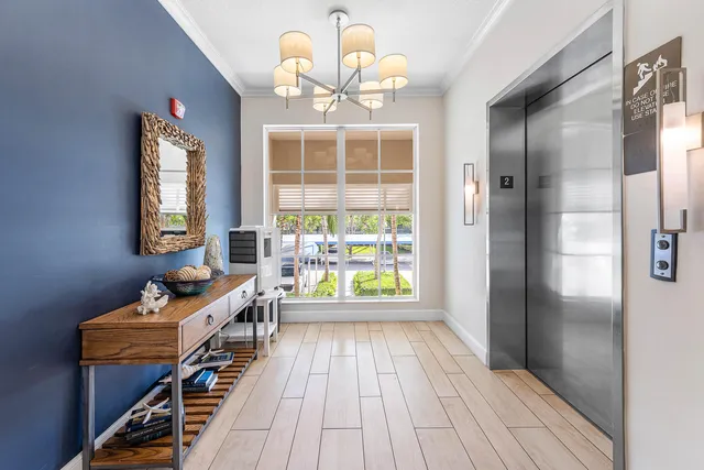 a view of yard in front of house with trees