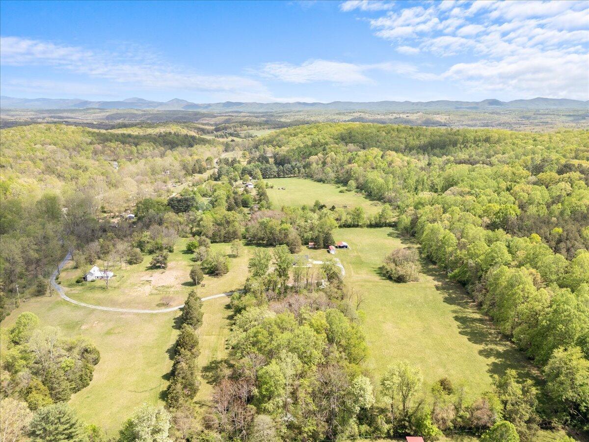4133 Grove Hill Road Fincastle, VA 24090 - Photo 52 of 66 48-4133 Grove Hill Rd-48