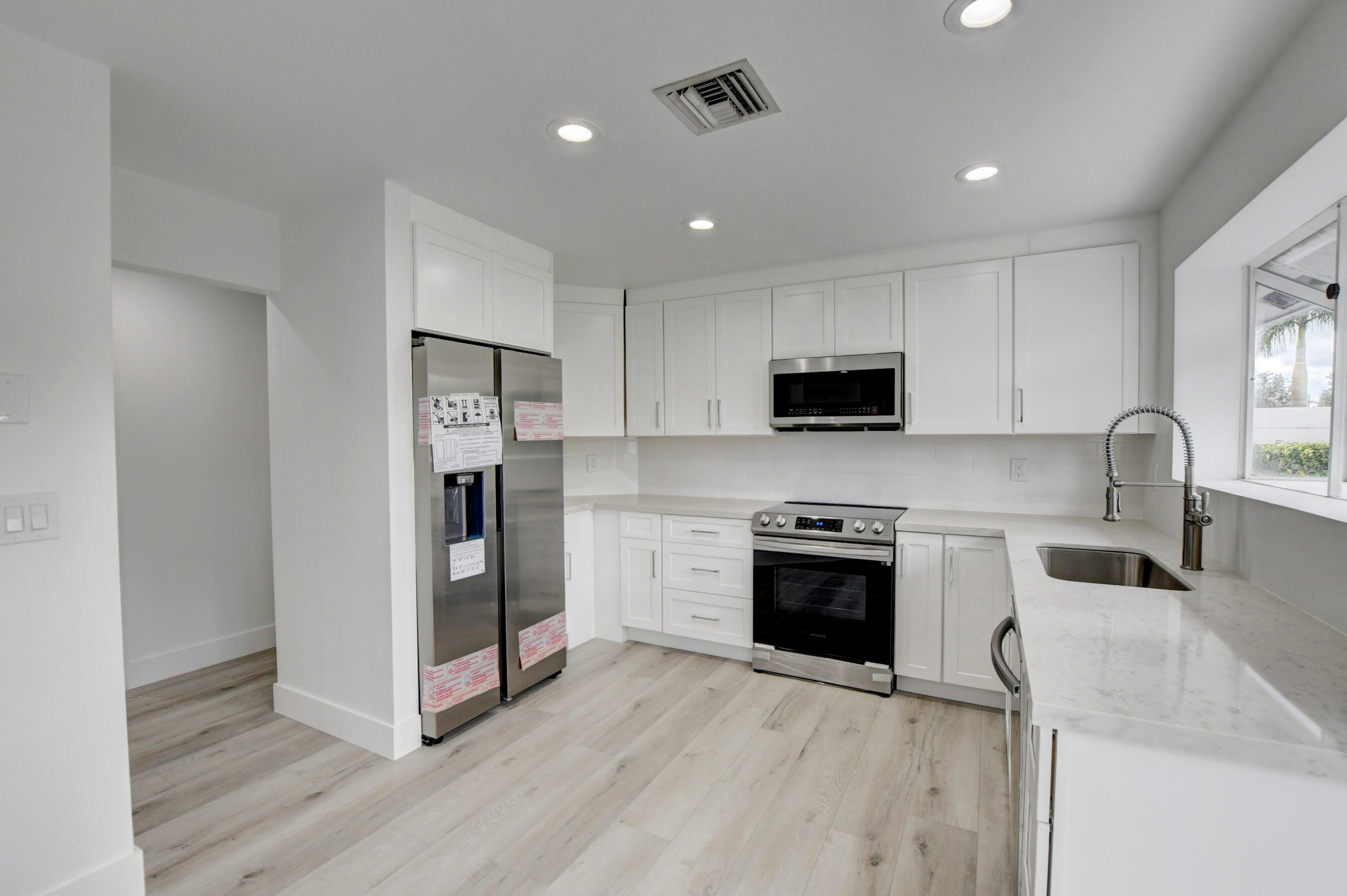 2268 Northwest 52nd Street Boca Raton, FL 33496 - Photo 12 of 44 kitchen