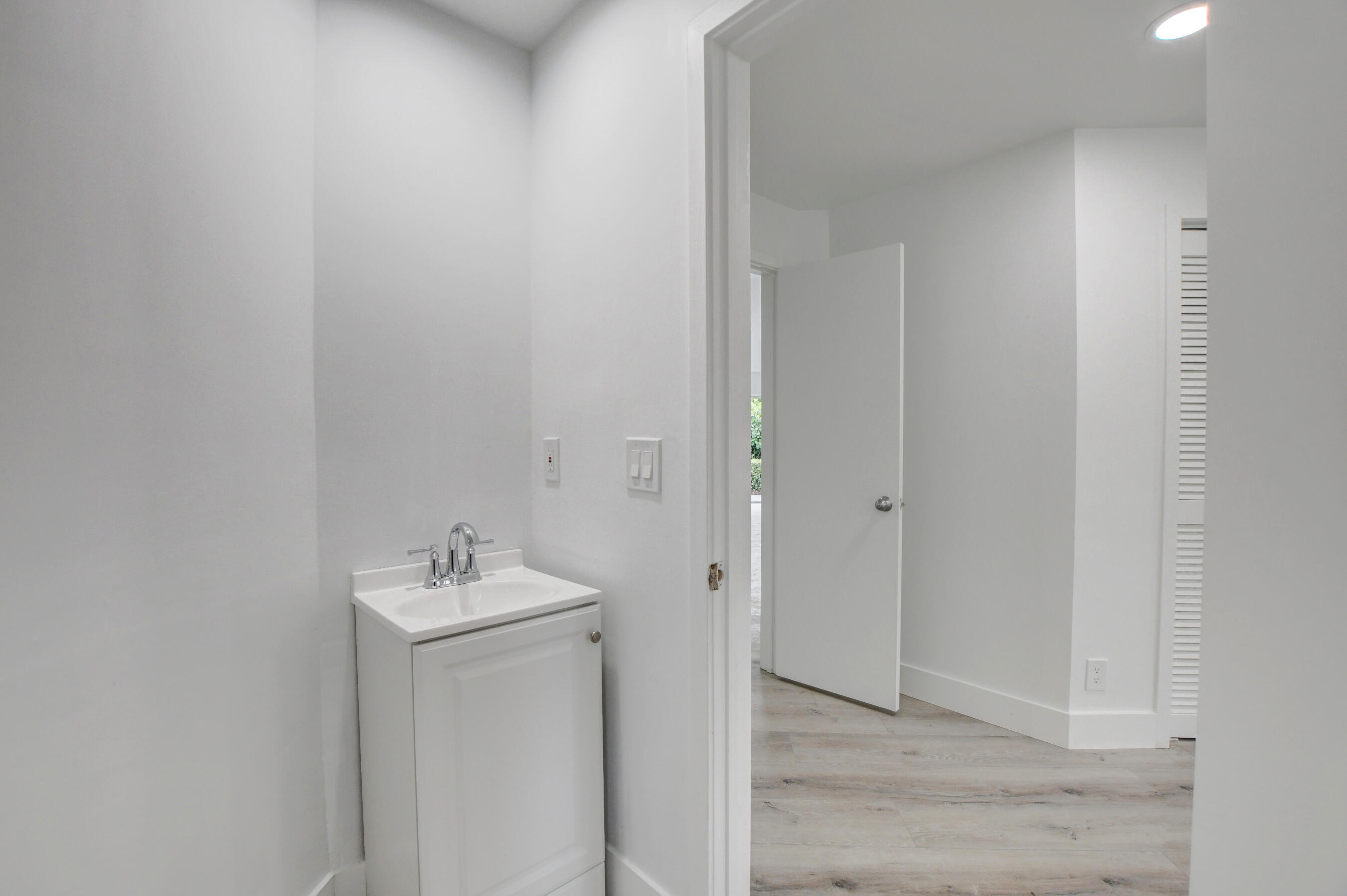 2268 Northwest 52nd Street Boca Raton, FL 33496 - Photo 23 of 44 guest bath