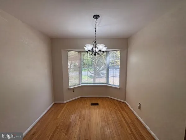 $2,800 | 1430 Wake Forest Drive, Gaithersburg, MD 20879