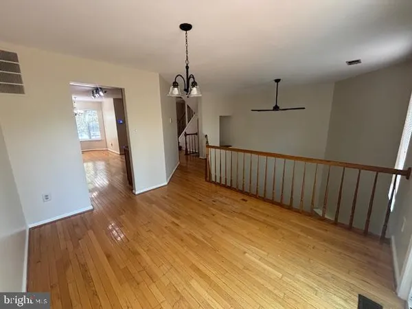 $2,800 | 1430 Wake Forest Drive, Gaithersburg, MD 20879