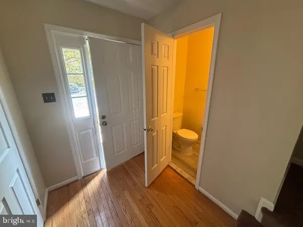 $2,800 | 1430 Wake Forest Drive, Gaithersburg, MD 20879