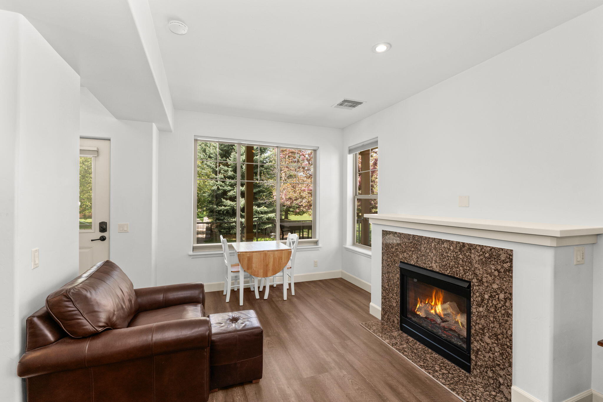 841 Heartland Way Hailey, ID 83333 - Photo 4 of 29 Living Room