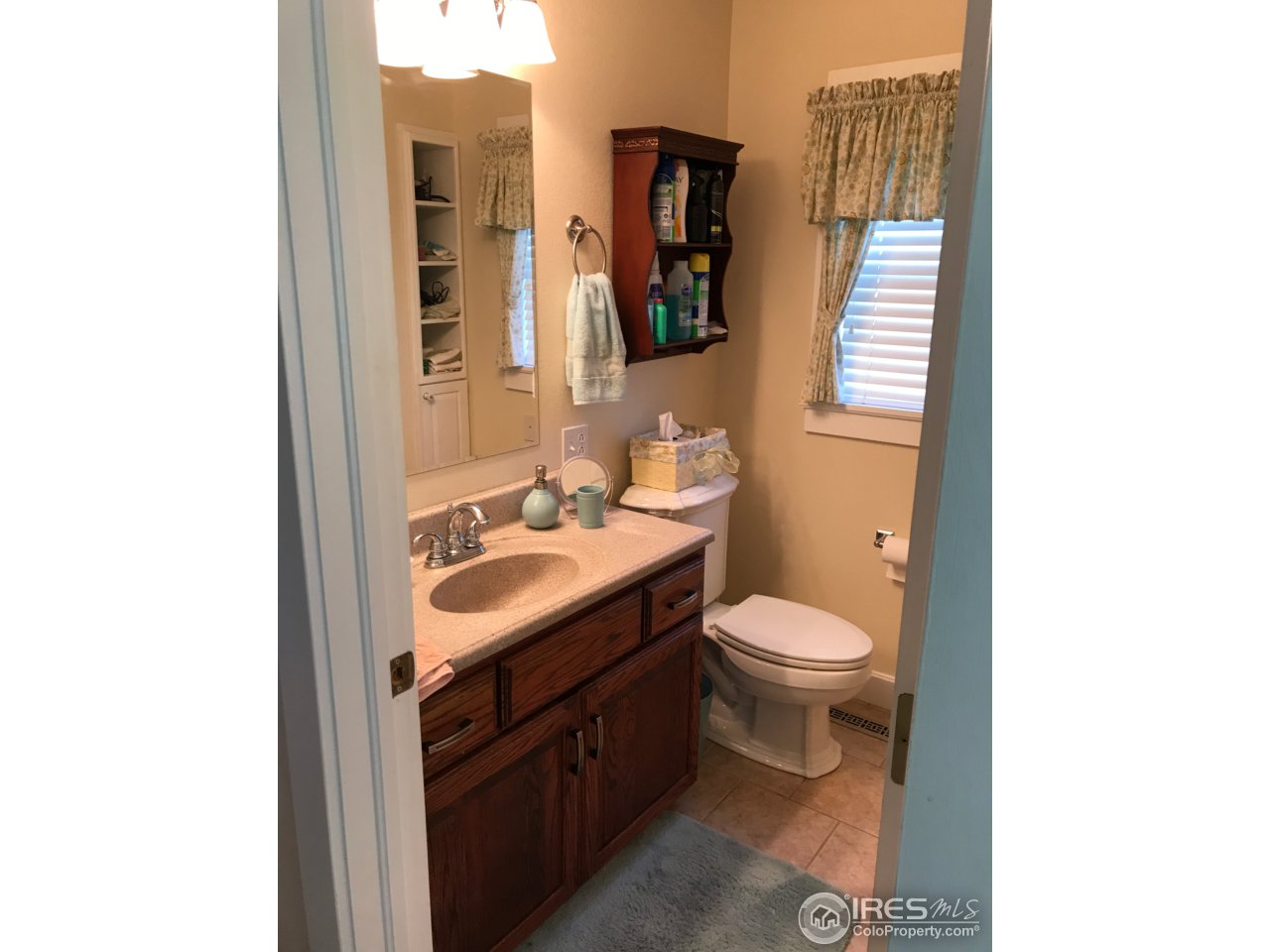 421 Main Street Stratton, CO 80836 - Photo 12 of 29 bathroom