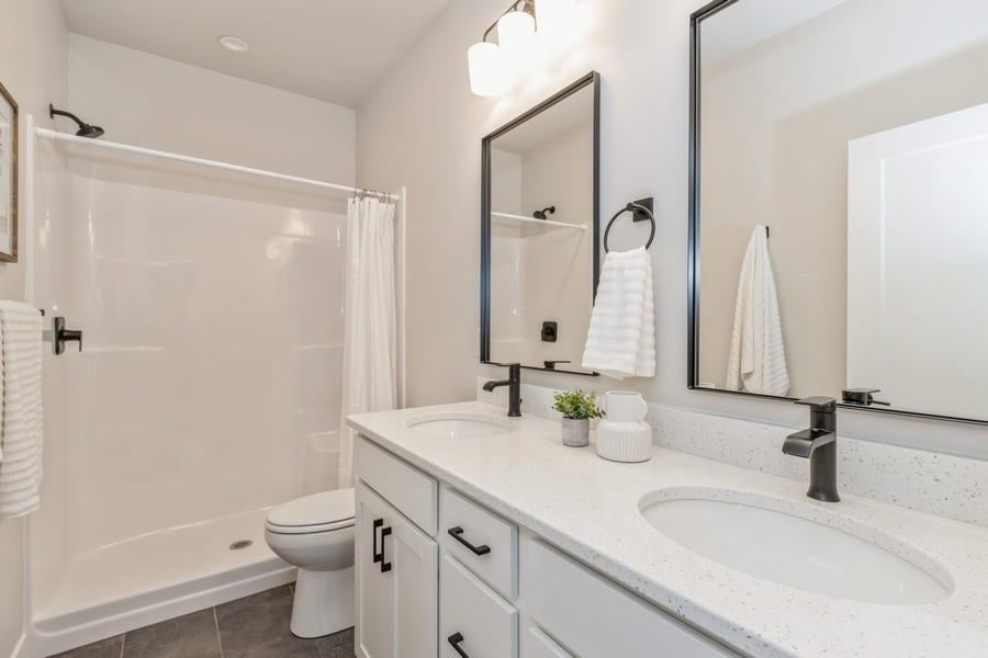 800 High Rdg Trail Solon, IA 52333 - Photo 15 of 32 Gallery Image 15