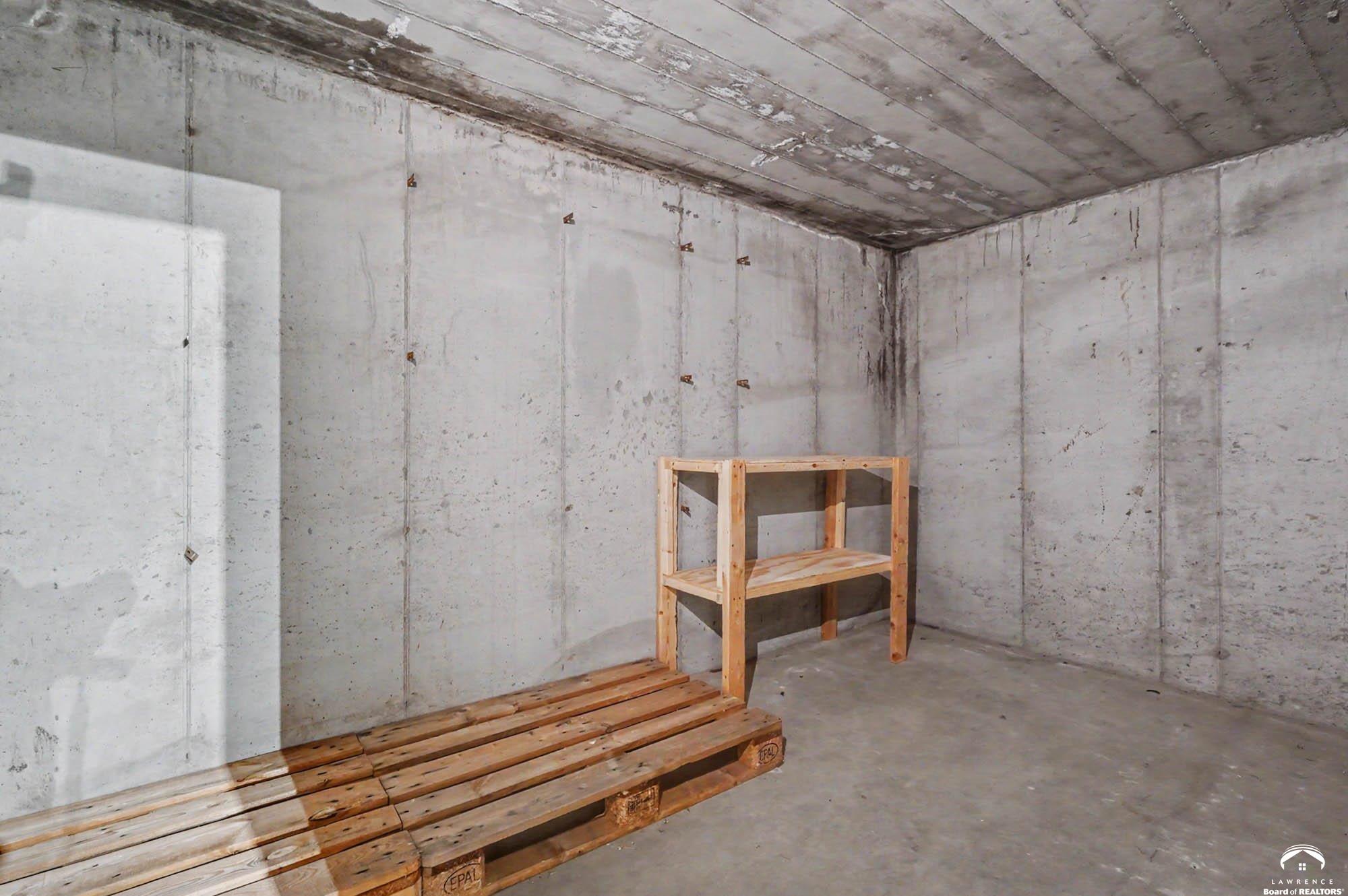813 East 661 Diagonal Road Lawrence, KS 66047 - Photo 46 of 78