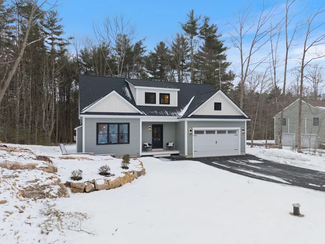 $989,000 | 47 Village Green Drive, Ogunquit, ME 03907