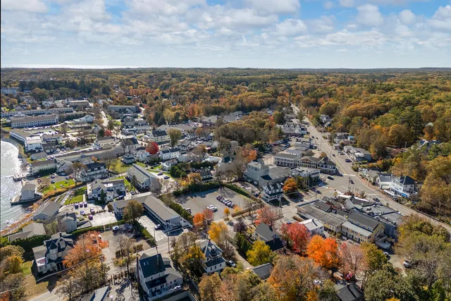 $989,000 | 47 Village Green Drive, Ogunquit, ME 03907