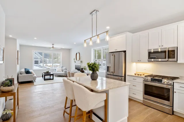 $989,000 | 47 Village Green Drive, Ogunquit, ME 03907