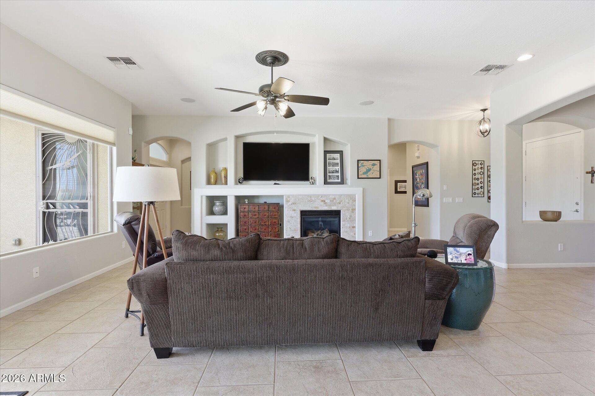 6781 Rachael Way Gilbert, AZ 85298 - Photo 10 of 50 Rachael
