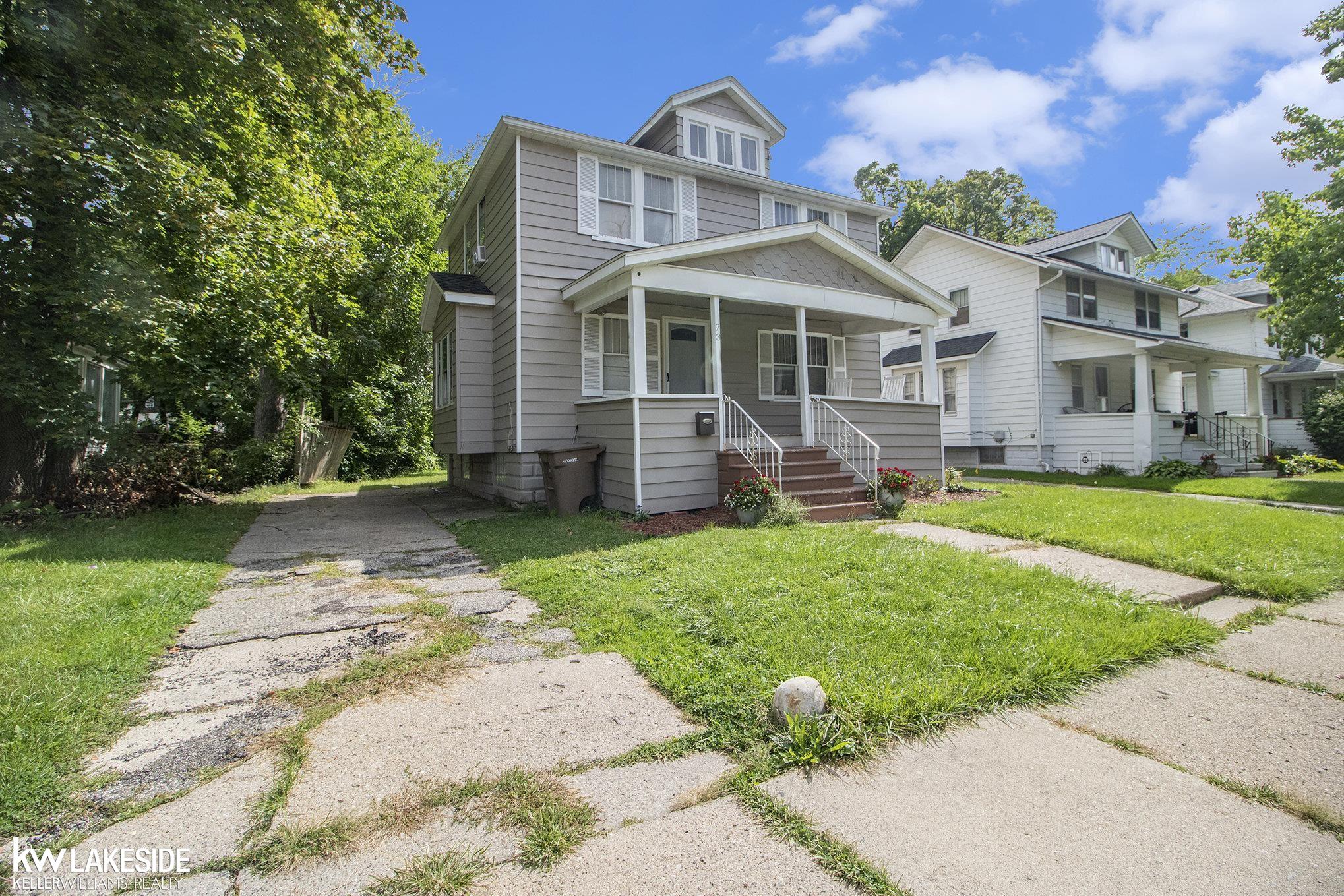 73 Chippewa Road Pontiac, MI 48341 - Photo 3 of 26 50122052-2.JPG
