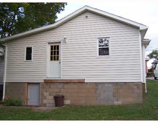 835 Walnut Street Rochester, PA 15074 - Photo 3 of 17 Exterior Back. READY FOR THE DECK