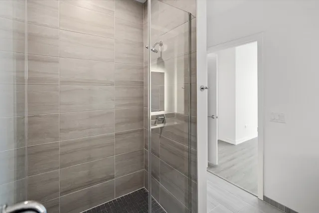 $6,700 | 808 North Cleveland Avenue, Unit 2201, Chicago, IL 60610