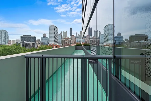 $6,700 | 808 North Cleveland Avenue, Unit 2201, Chicago, IL 60610