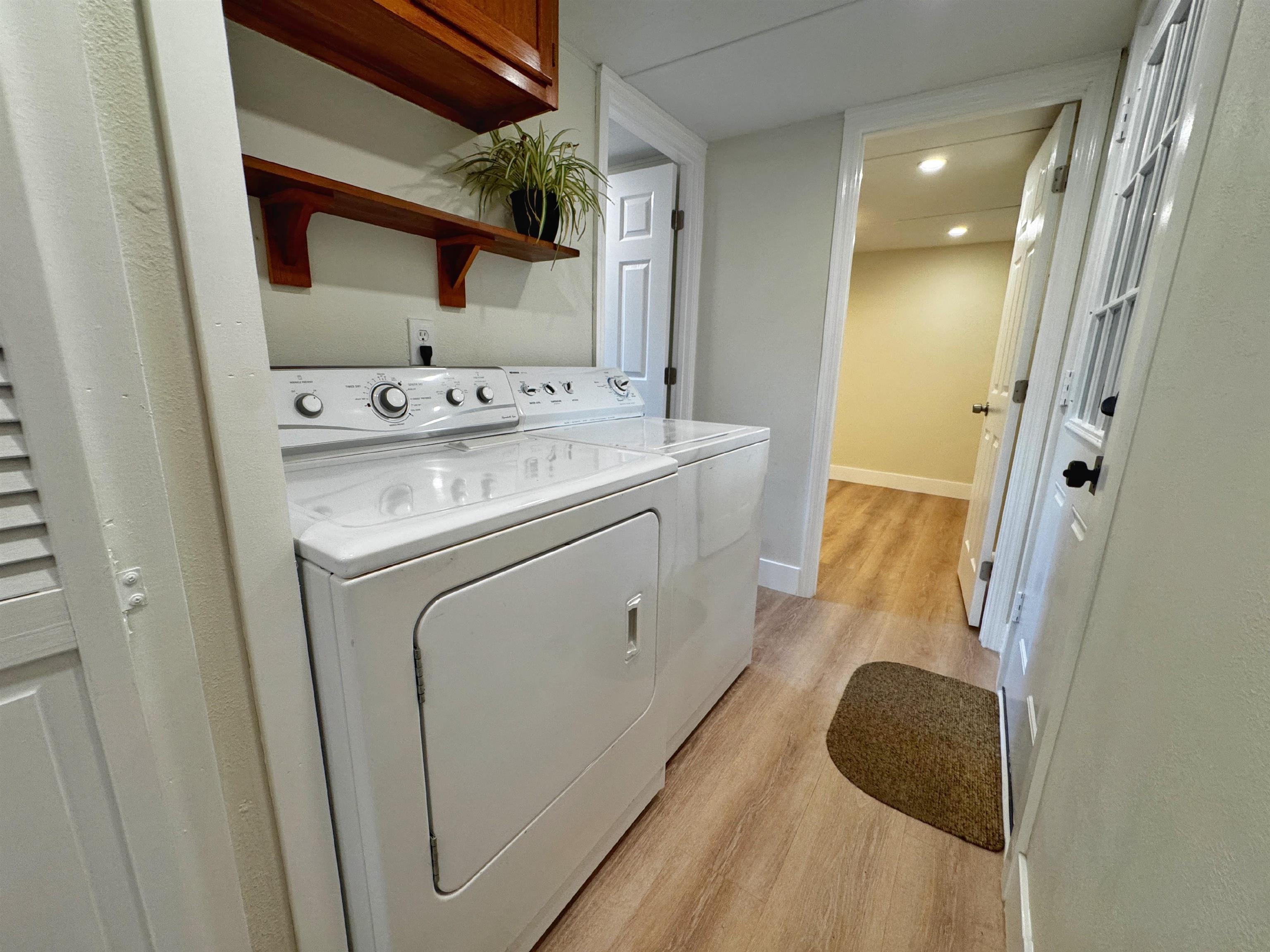 4062 Quail Drive St. Augustine, FL 32084 - Photo 25 of 39 a bathroom with a sink and a mirror