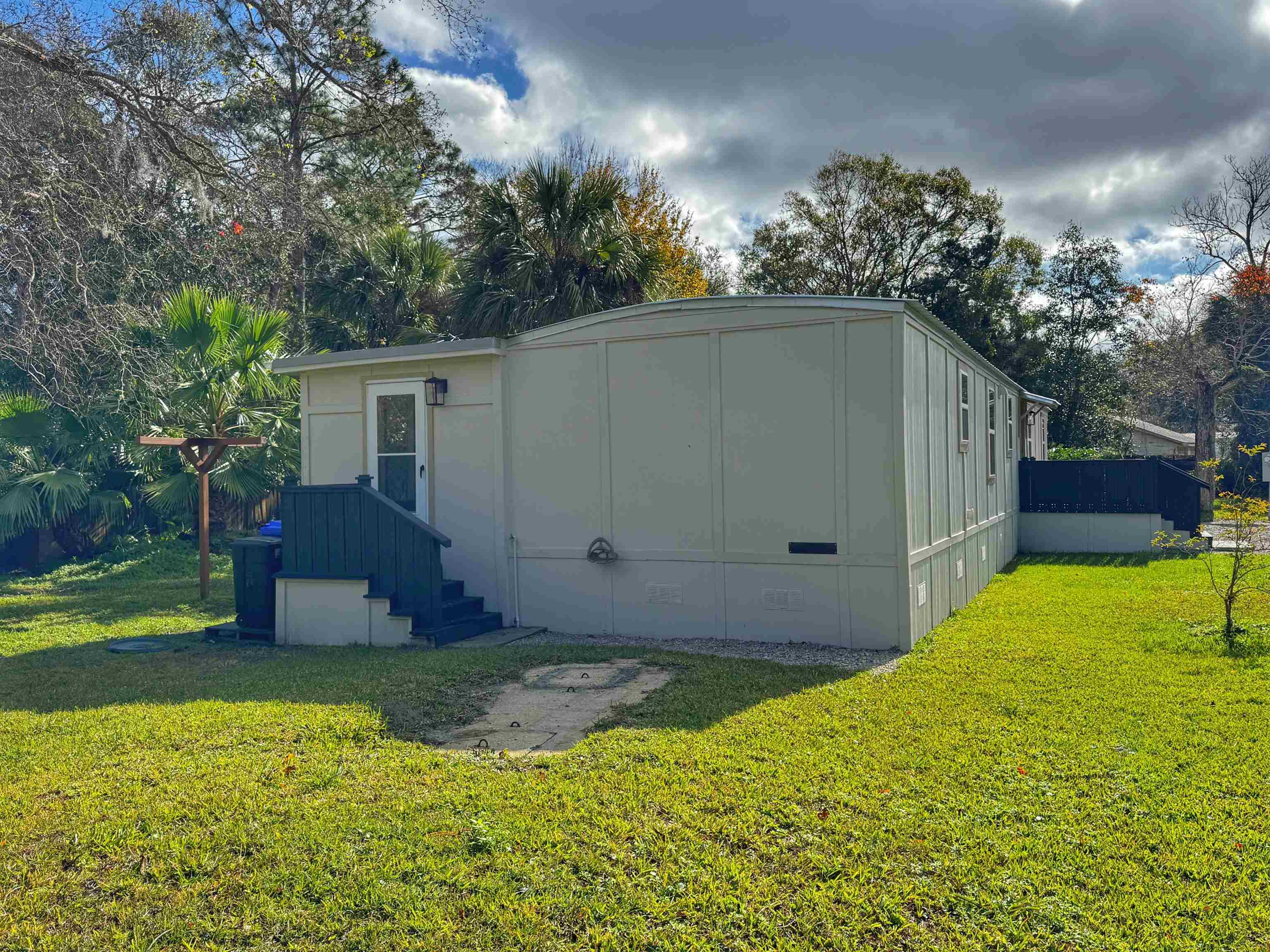 4062 Quail Drive St. Augustine, FL 32084 - Photo 37 of 39 a backyard of a house