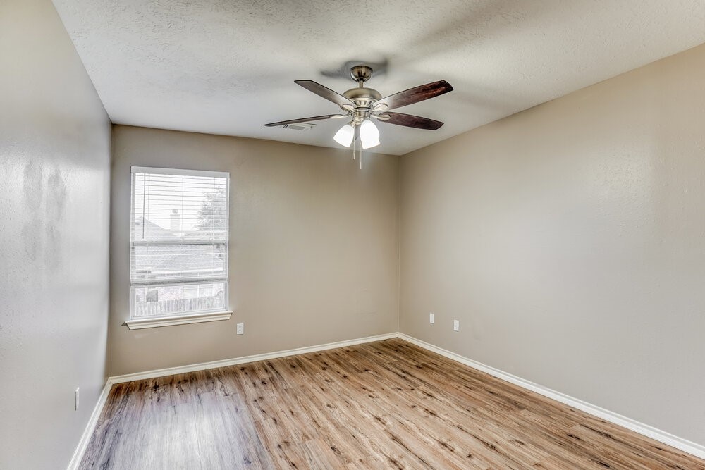 6363 Bright Falls Lane Katy, TX 77449 - Photo 13 of 17