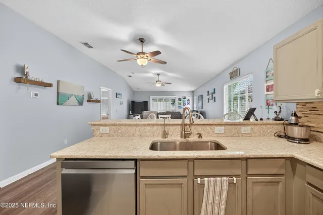 $285,000 | 9167 Mill Grove Drive, Jacksonville, FL 32222