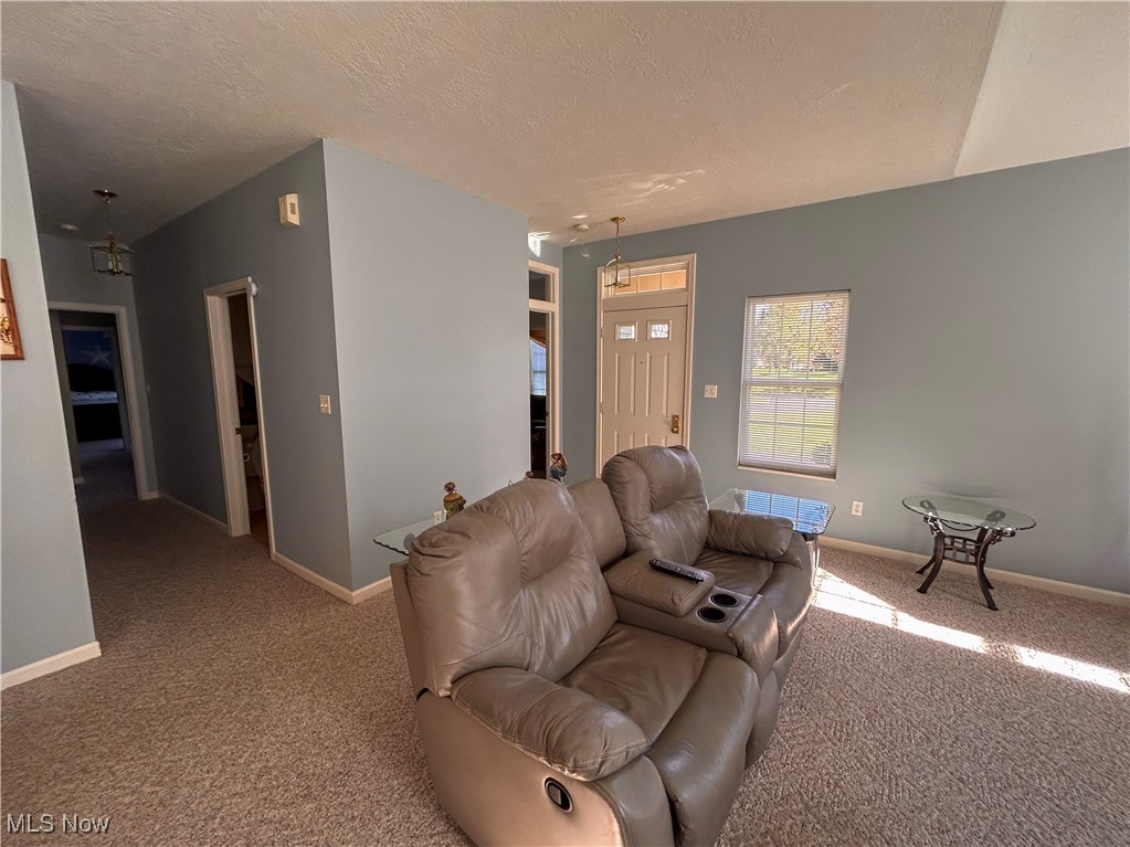 5645 Clingan Road, Unit 12D Struthers, OH 44471 - Photo 4 of 24 Gallery Image 4