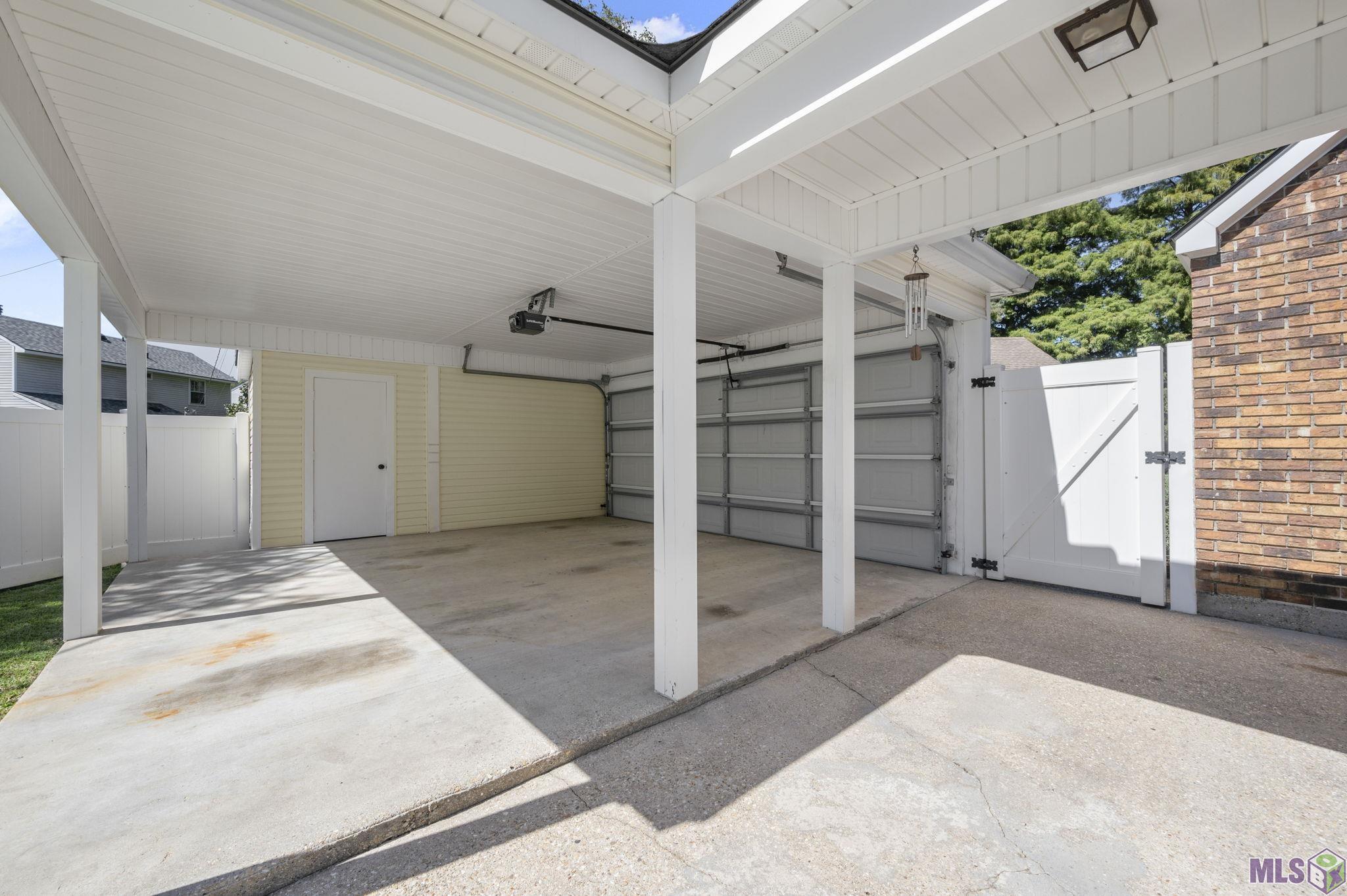 12092 South Tom Stokes Court Baton Rouge, LA 70810 - Photo 15 of 17 Gallery Image 15