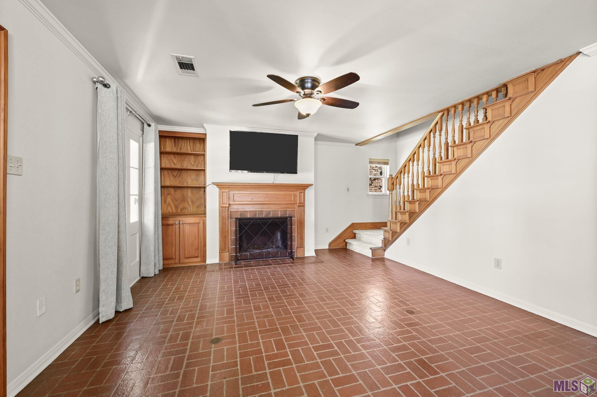 12092 South Tom Stokes Court Baton Rouge, LA 70810 - Photo 2 of 17 Gallery Image 2