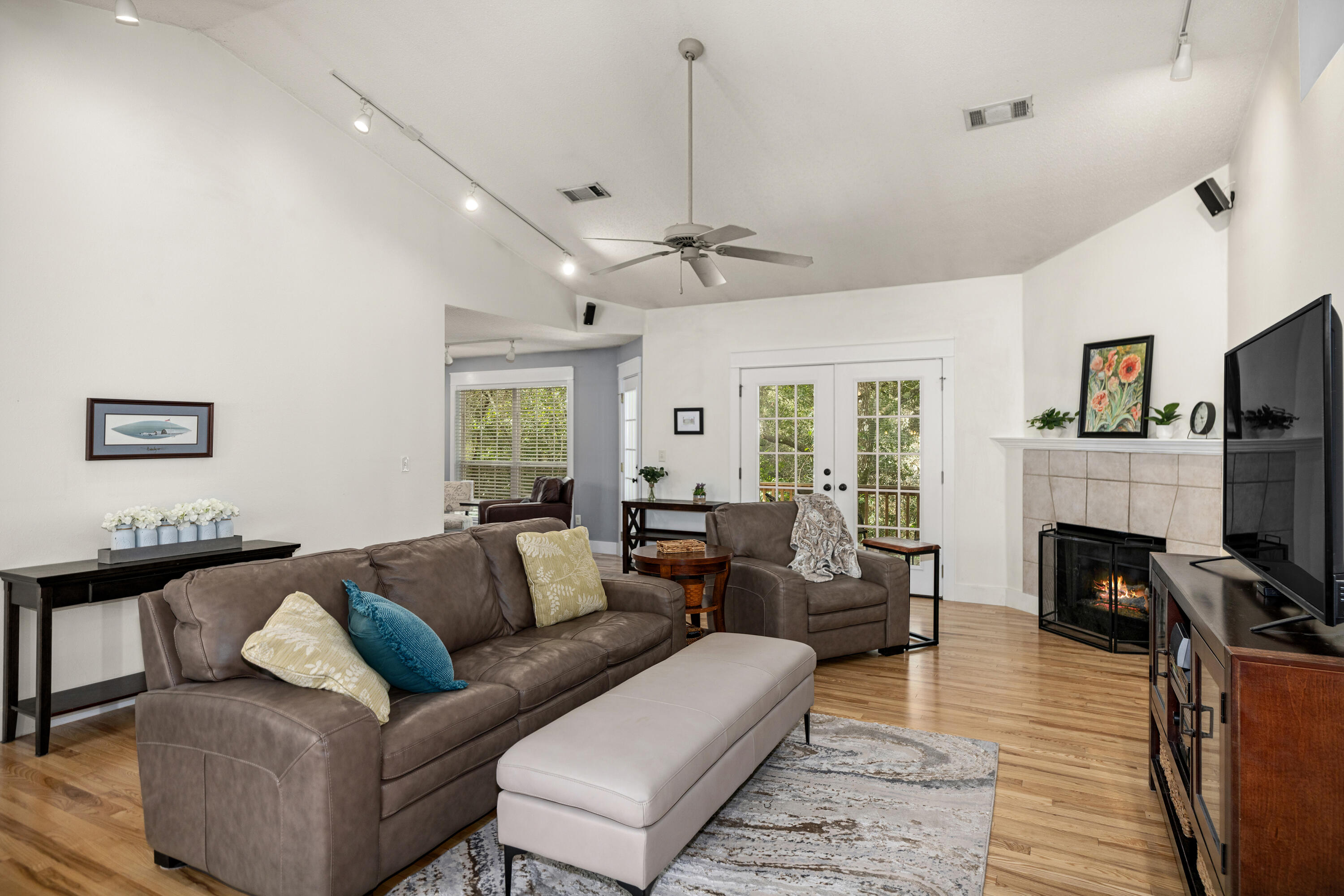 1674 Northridge Road Niceville, FL 32578 - Photo 17 of 87 1674NorthridgeRd-Niceville-FL-034