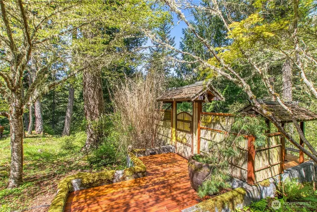 $1,995,000 | 72 Thunderbird Trail, Orcas Island, WA 98280