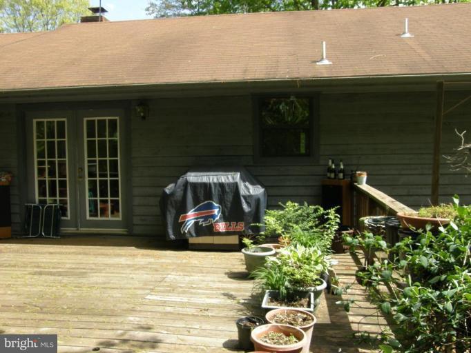 16126 Gibson Mill Road Culpeper, VA 22701 - Photo 22 of 22 Deck