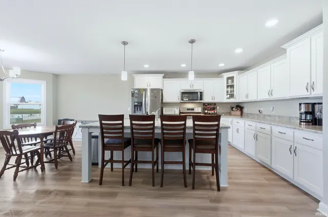 $343,900 | 1063 Farmington Drive, Bluffton, IN 46714