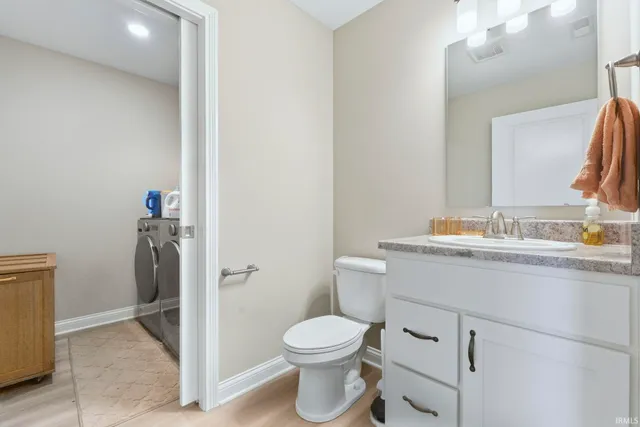 $343,900 | 1063 Farmington Drive, Bluffton, IN 46714