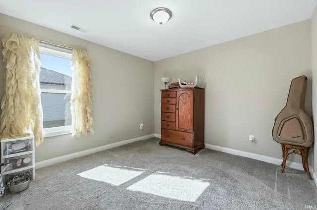 $343,900 | 1063 Farmington Drive, Bluffton, IN 46714