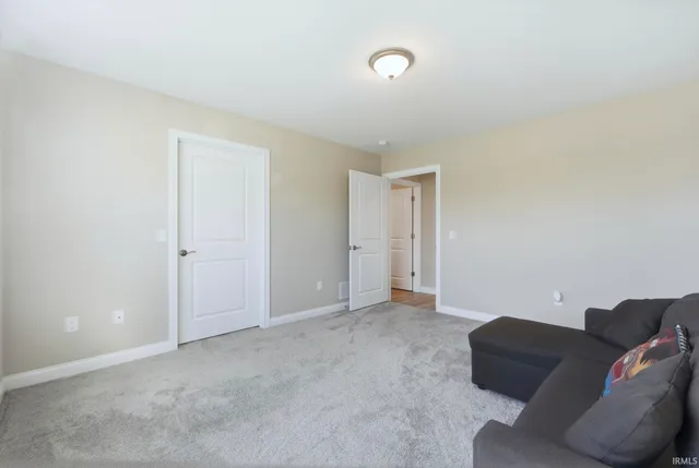 $343,900 | 1063 Farmington Drive, Bluffton, IN 46714