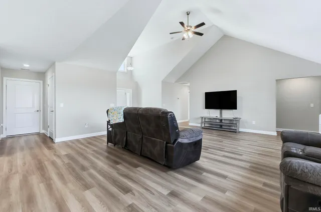 $343,900 | 1063 Farmington Drive, Bluffton, IN 46714