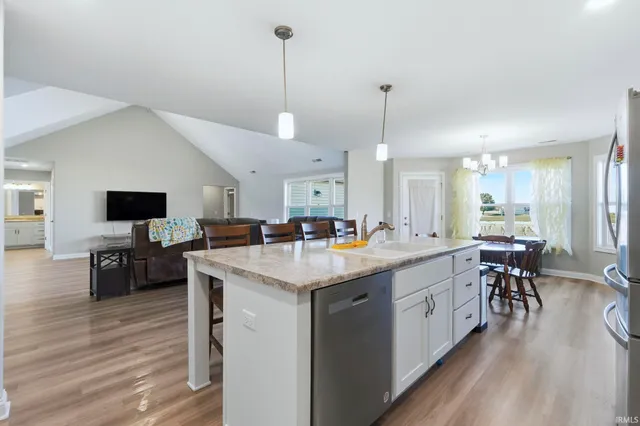 $343,900 | 1063 Farmington Drive, Bluffton, IN 46714