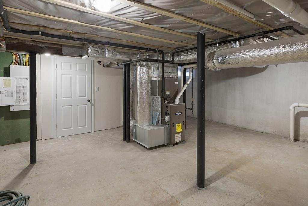 21 Browning Road Arlington, MA 02476 - Photo 35 of 37