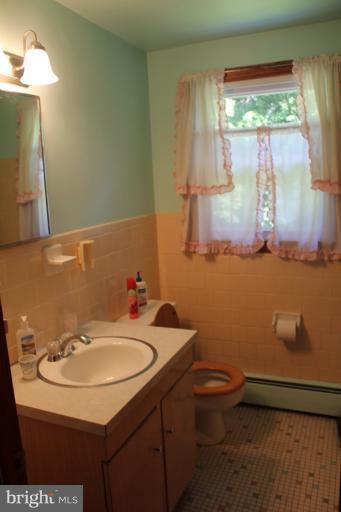606 Gun Road Halethorpe, MD 21227 - Photo 25 of 30 Bath