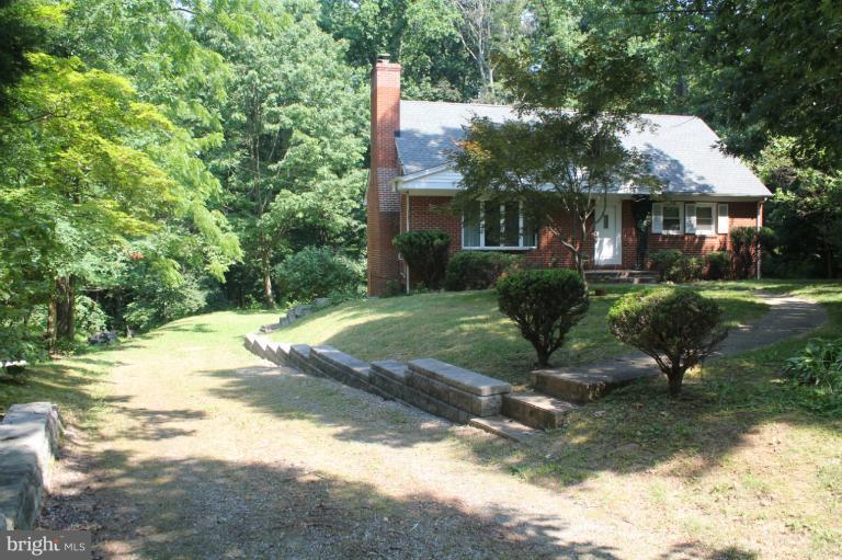 606 Gun Road Halethorpe, MD 21227 - Photo 6 of 30 Exterior (Front)