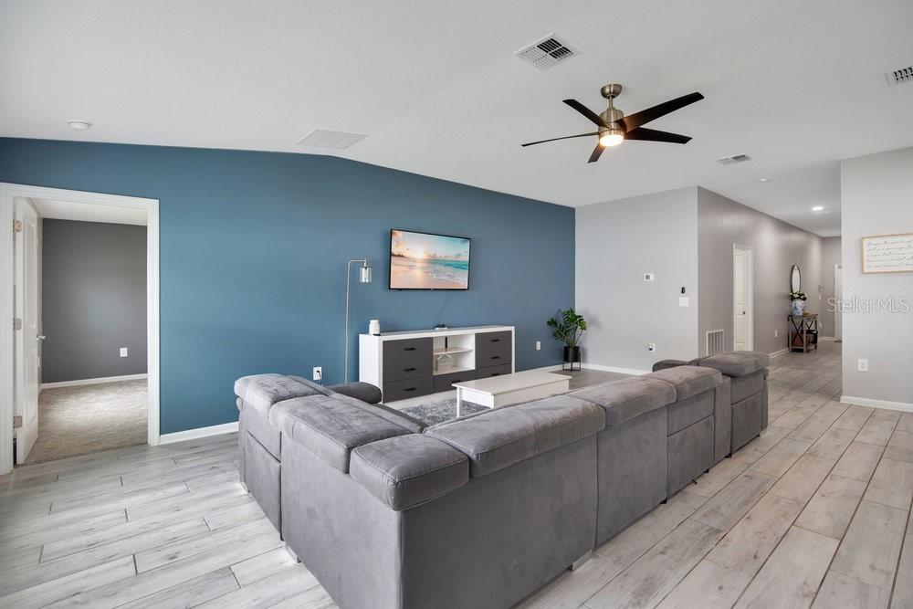 2097 Freemark Street Osteen, FL 32764 - Photo 6 of 32