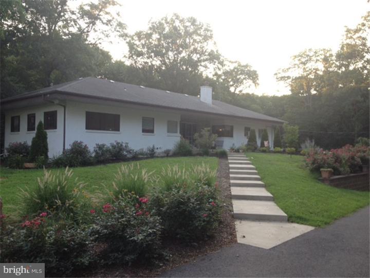 167 Hooton Road Mount Laurel, NJ 08054 - Photo 1 of 2