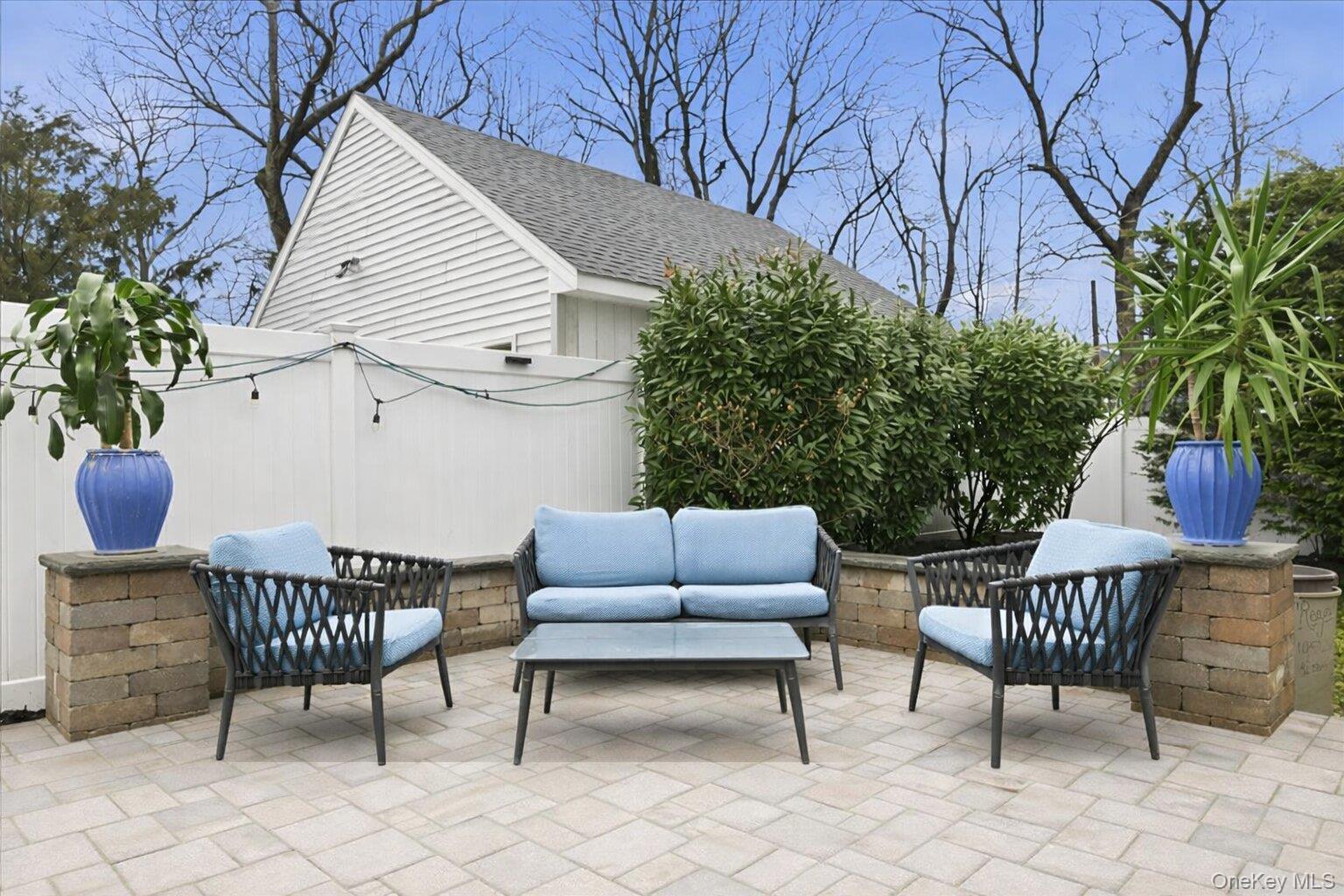 1261 Meadowbrook Road Merrick, NY 11566 - Photo 31 of 40