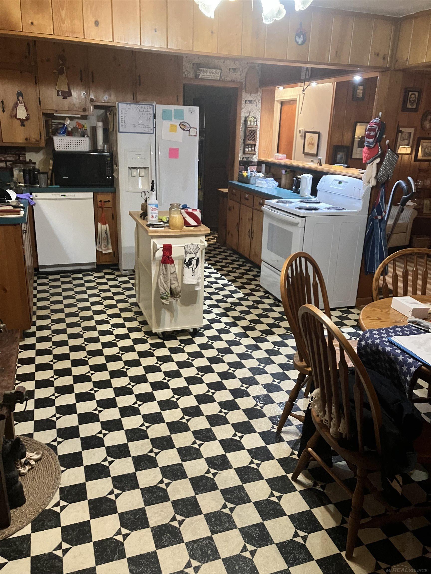 63150 Mound Road Washington, MI 48095 - Photo 20 of 21 50175318-7ad2bb73-8ff2-4a91-be35-3a9b180babeb.JPG