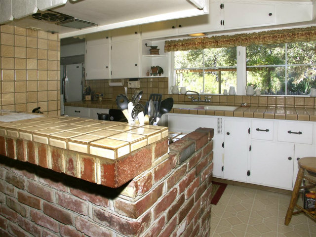 80 Harper Canyon Road Salinas, CA 93908 - Photo 11 of 25 Gallery Image 11