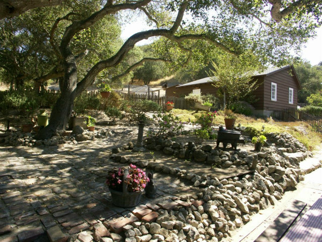 80 Harper Canyon Road Salinas, CA 93908 - Photo 6 of 25 Gallery Image 6