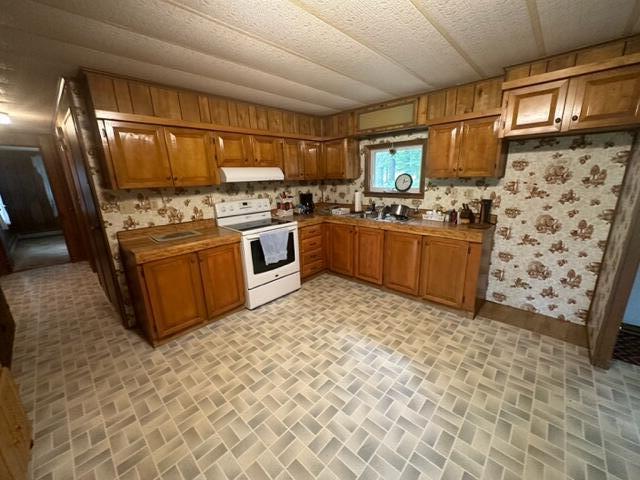 5 Depot Road North Anson, ME 04958 - Photo 21 of 35 Kitchen